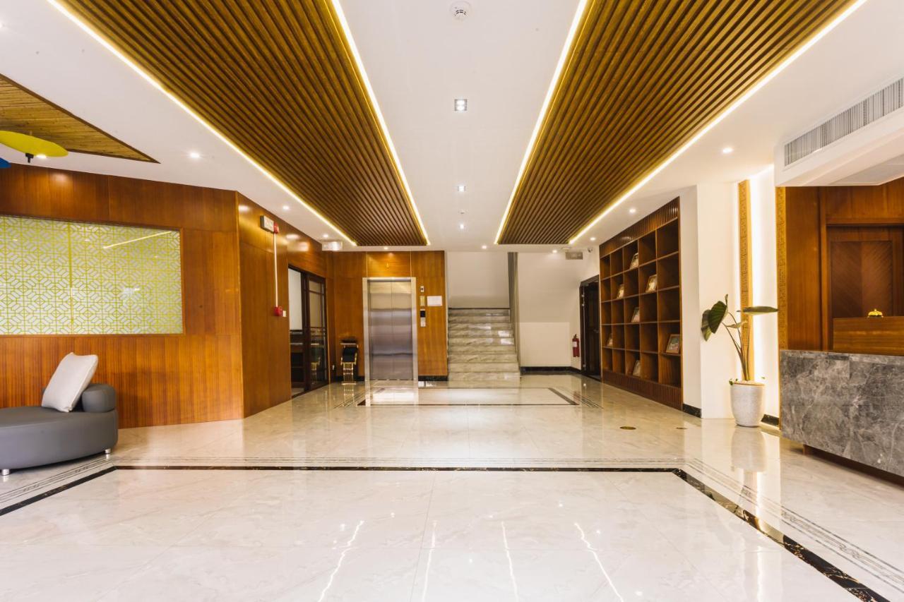 Thapae Twins Hotel Chiang Mai Exteriör bild